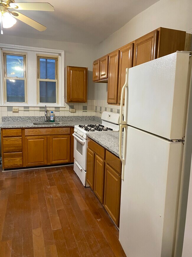 740 Carpenter St Unit 1st floot, Philadelphia, PA 19147 740 Carpenter St Philadelphia, PA