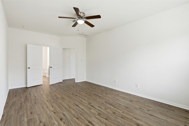 Building Photo - 3503 Cannon Dr