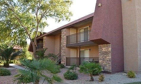 Building Photo - 5026 River Glen Dr