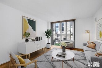 Building Photo - 172 Montague St