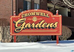 Building Photo - 1312 Cromwell Hills Dr