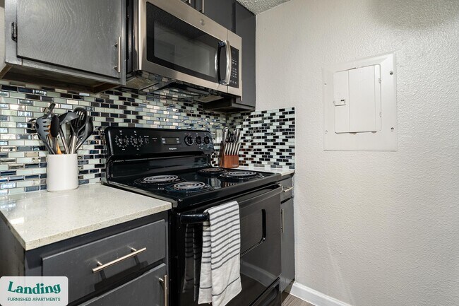 Foto del edificio - 711 Brentford Pl