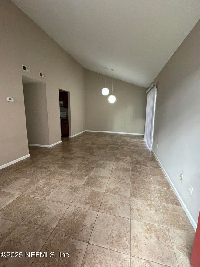 Building Photo - 4751 San Jose Manor Dr W