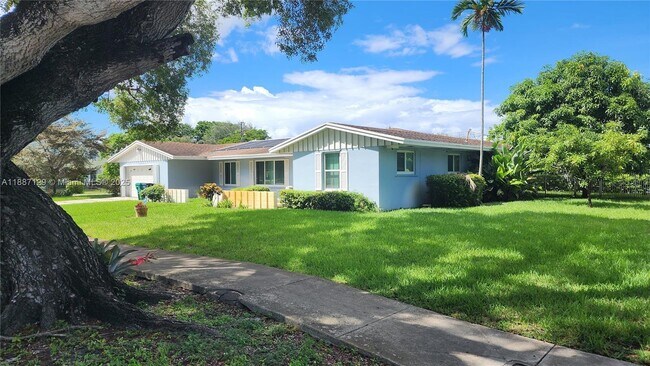 Foto del edificio - 9041 SW 88th St