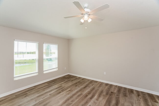 Building Photo - 5531 Arlington River Dr.