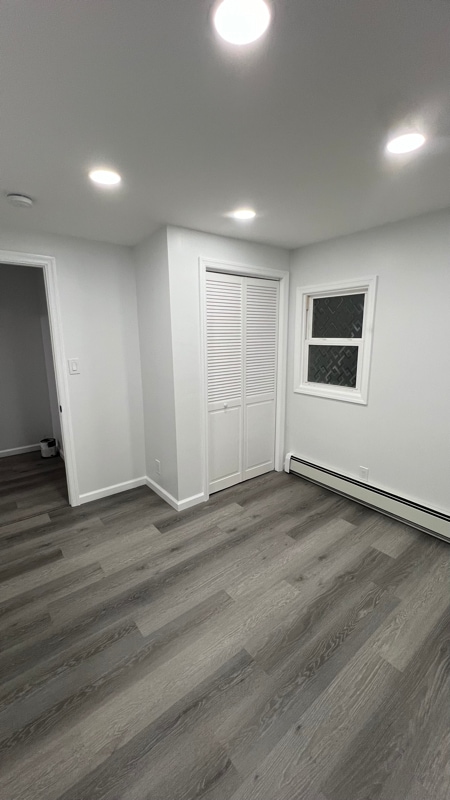 Building Photo - 151 Suydam St