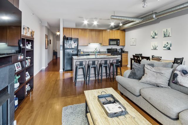 Foto del edificio - 1200 W Monroe St