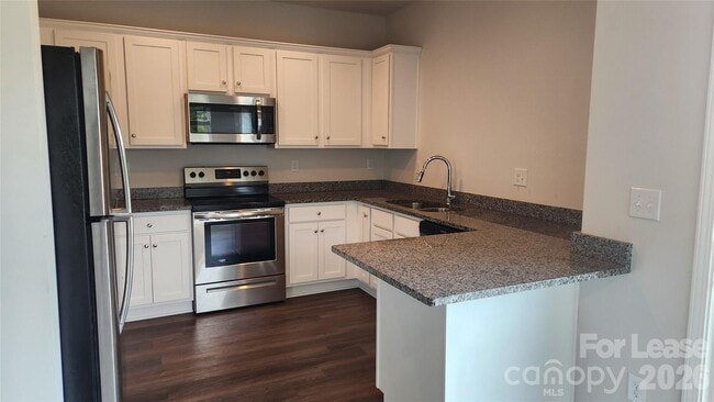 Building Photo - 14320 Moss Rd