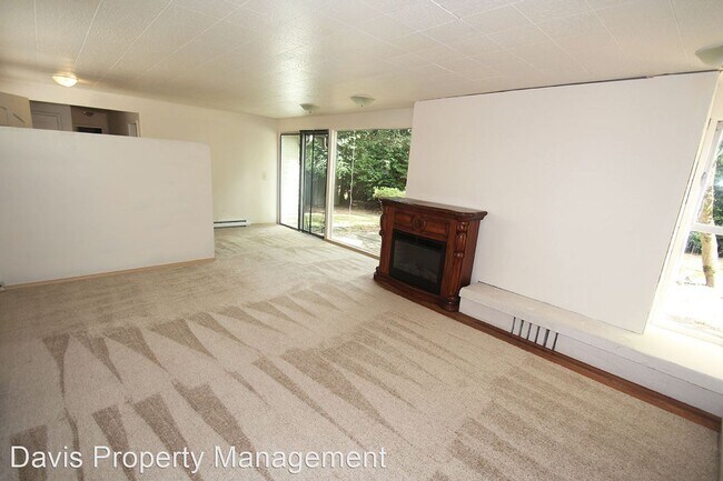 Building Photo - 5 br, 2 bath House - 10425 NE 124th ST