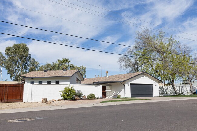 Building Photo - 5210 N 18th St