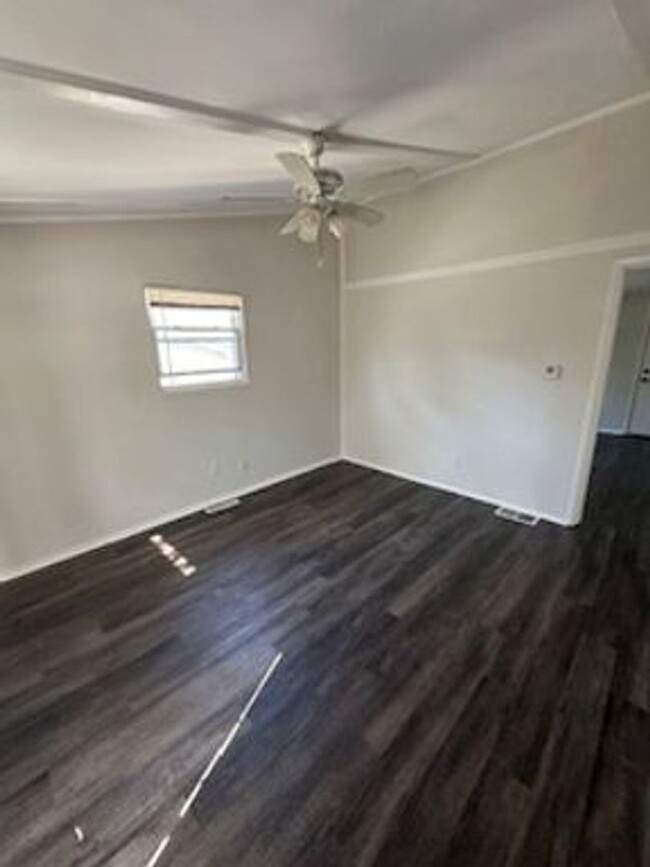 Foto del edificio - Great 1 bedroom 1 Bath Duplex