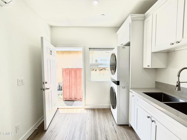Building Photo - 351 Huerta St