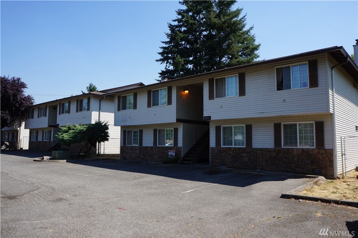 20056 30th Ave S Unit 4, SeaTac, WA 98198 Room for Rent in SeaTac, WA