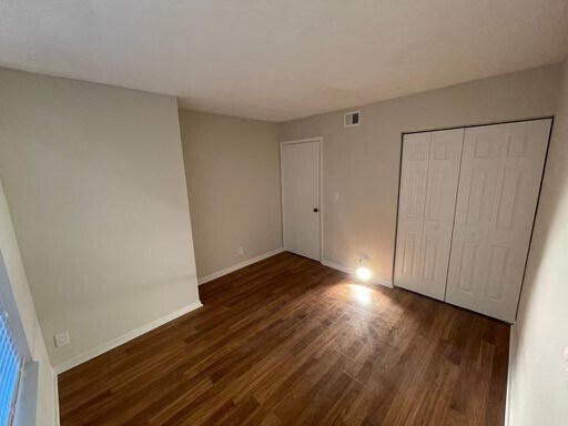 Building Photo - 6547 Chasewood Dr