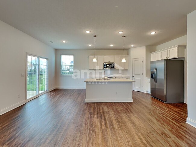 Foto del edificio - 8443 Northpoint Dr
