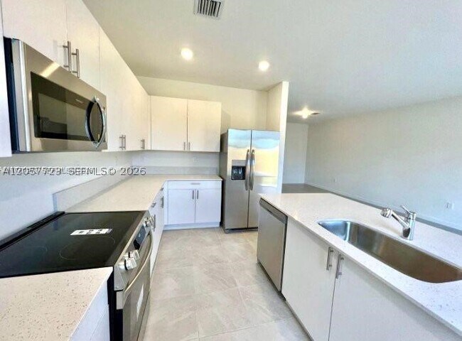 Foto del edificio - 11928 SW 244th St