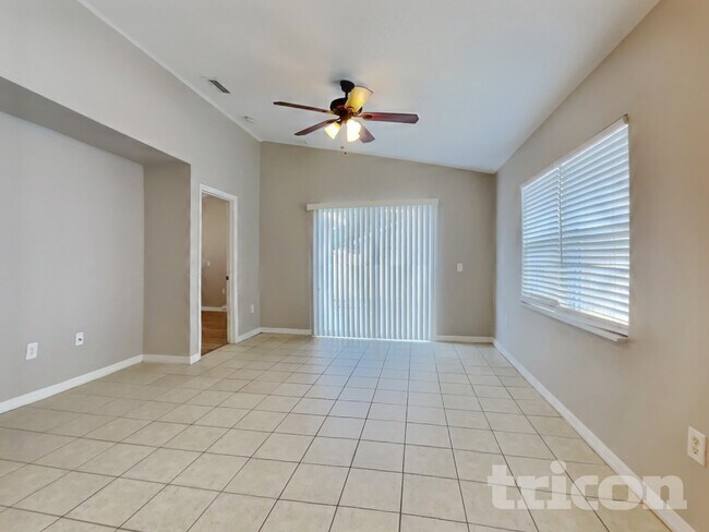 Foto del edificio - 3411 20th St W