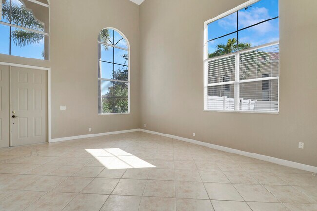 Foto del edificio - 6325 Spring Lake Terrace