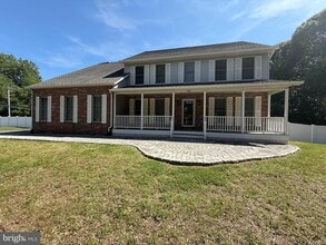 Building Photo - 101 Tarks Ln
