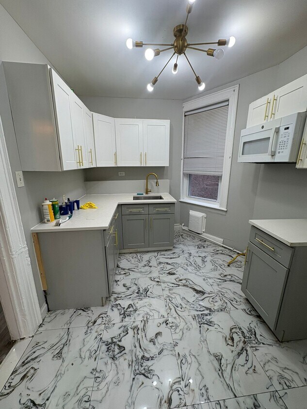 Foto principal - 723 Highland Ave