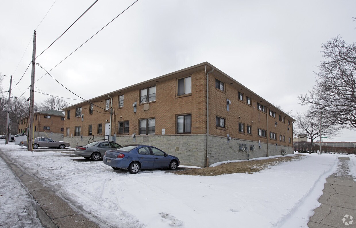 Building Photo - 3750 N Humboldt Blvd
