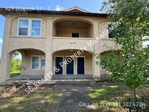 Building Photo - 619 Hobson Ave