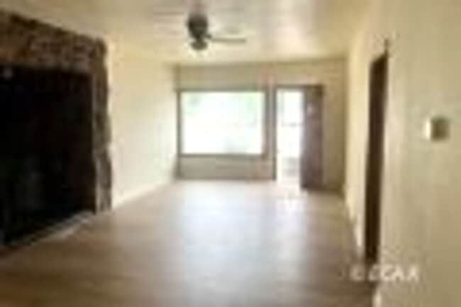 Building Photo - Remodeled 3 bedroom home in Carlin