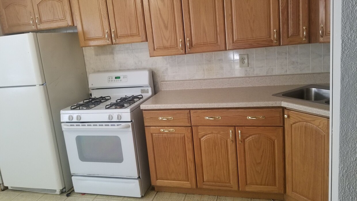 Foto principal - Milwaukee Condo Available Now!