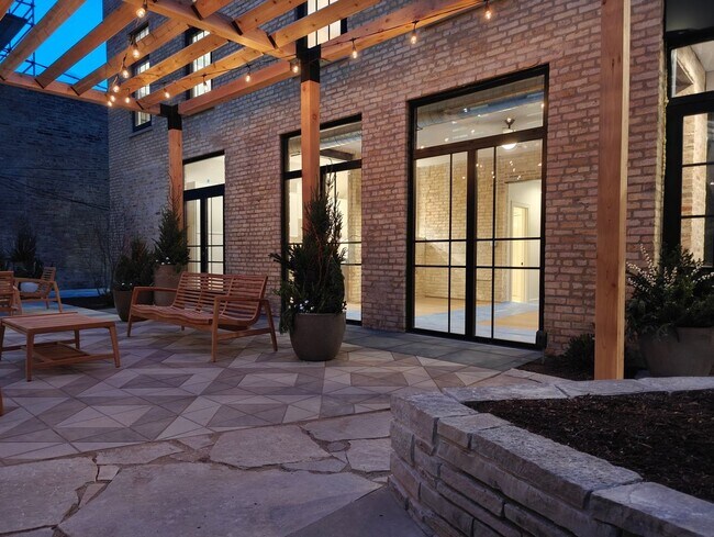 Foto del edificio - 1810 N Wells St