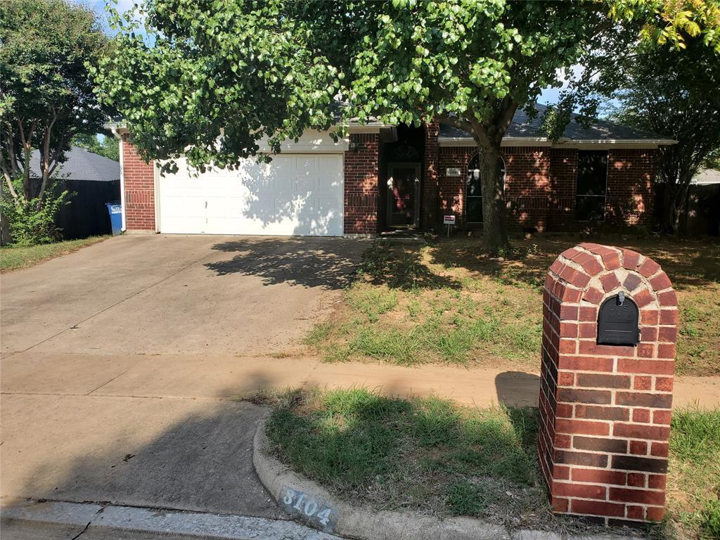 Primary Photo - 3104 Mulholland Rd