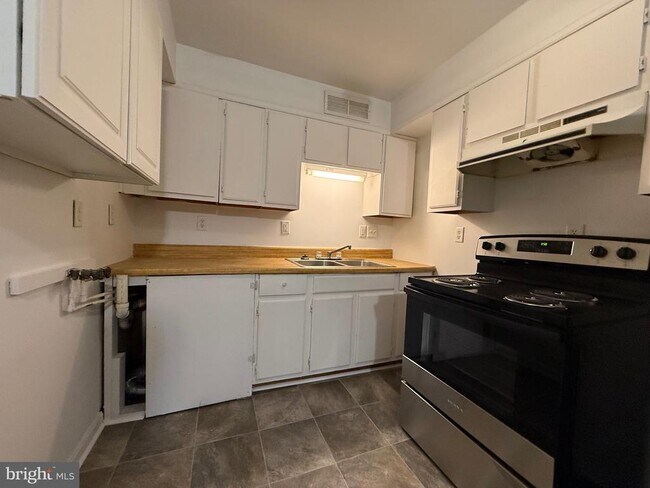 Foto del edificio - 2315 Oak Park Rd