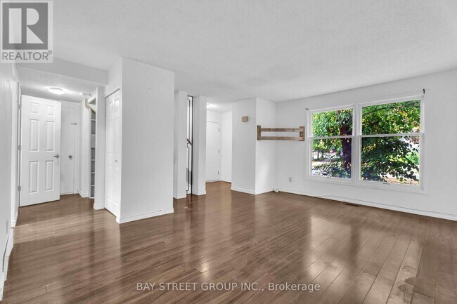 Building Photo - 1 Ranchwood Crescent