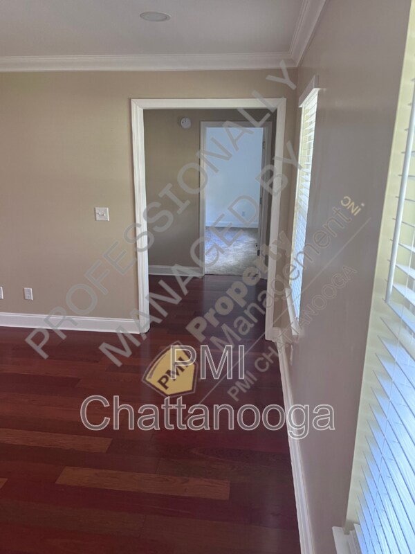 Foto del edificio - 97 Spring Valley Ln