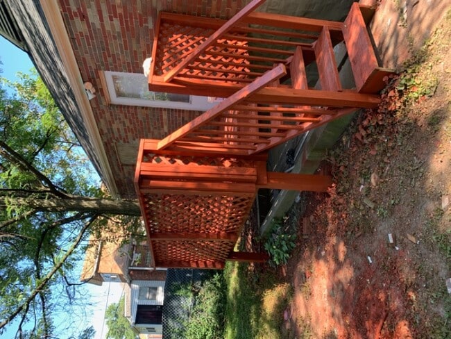 Building Photo - 8905 Lucerne Ct