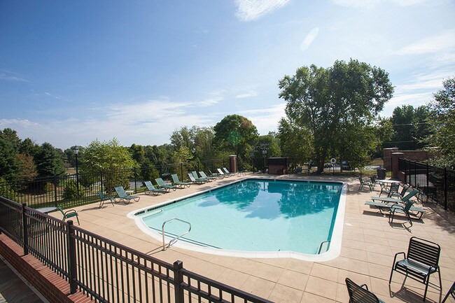 Ivy Garden Apartments - Charlottesville, VA | Apartments.com