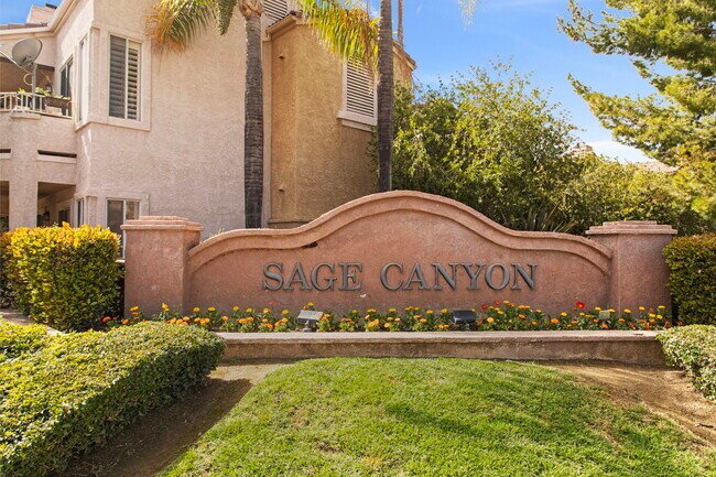 Building Photo - 2320 Del Mar Way