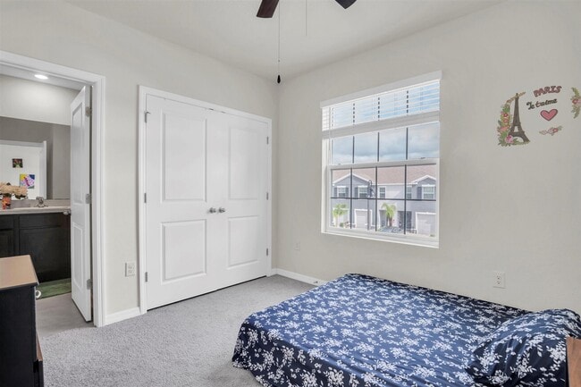 Building Photo - 2917 Suncoast Plains Dr