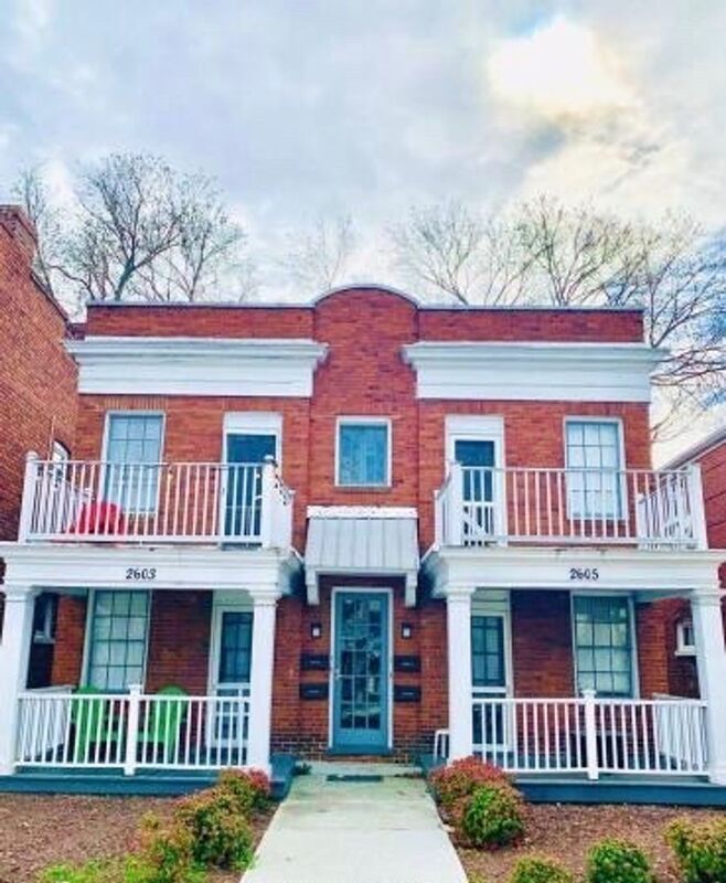 Primary Photo - 2603-2605 Parkwood Ave