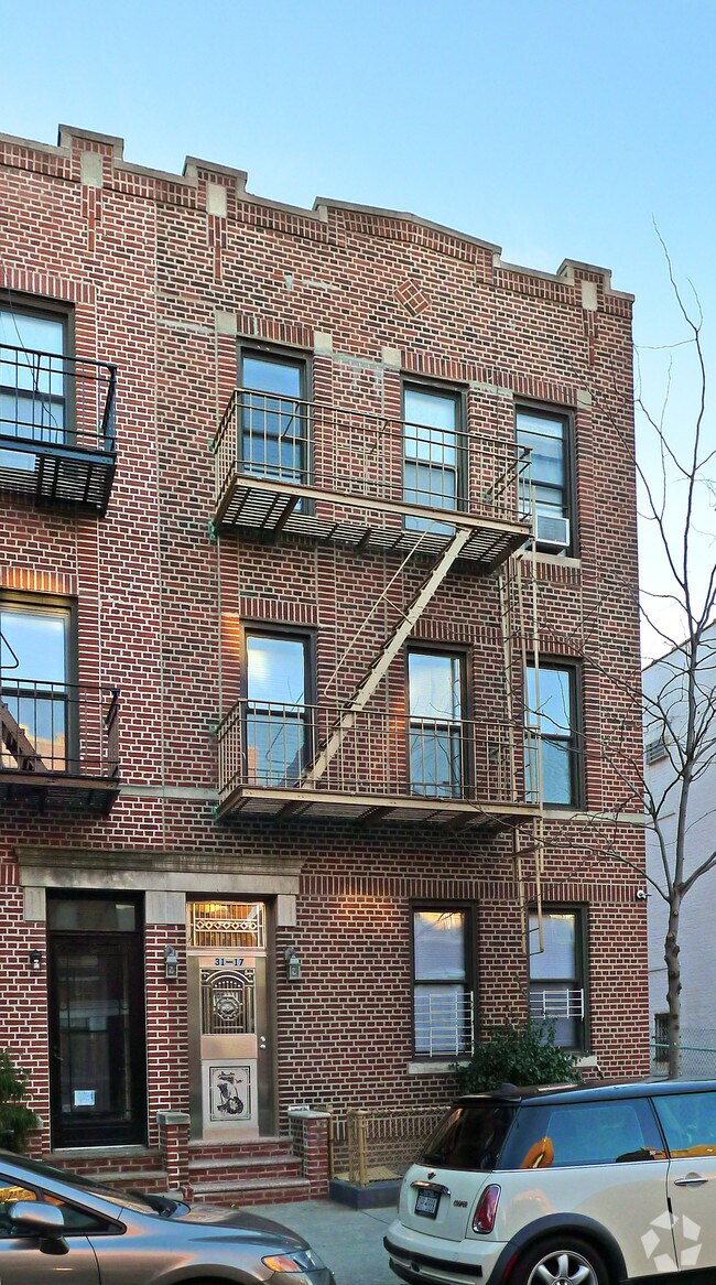 Building Photo - 3117 36th St