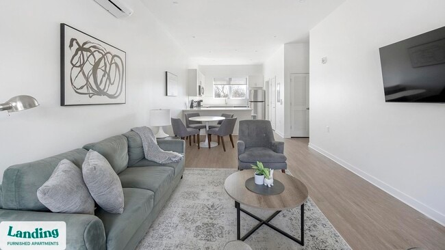 Building Photo - 2708 Old Lebanon Pike