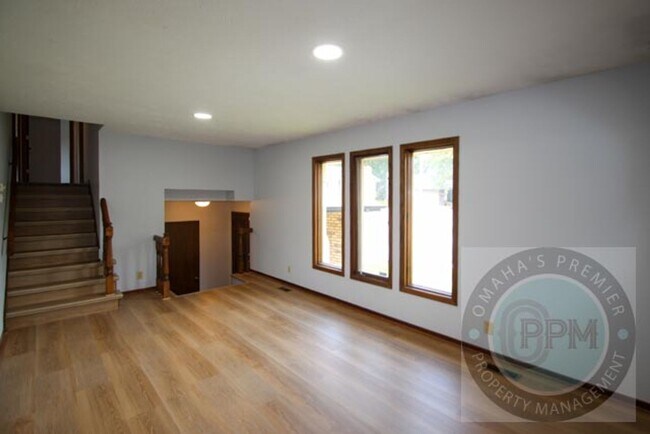 Foto del edificio - 5614 N 116th Ave