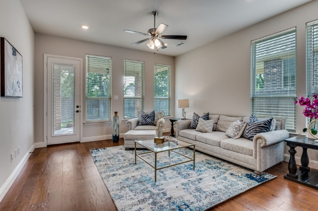 Building Photo - 1608 Grace Dr