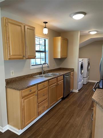 Building Photo - 1509 Mitchell Dr