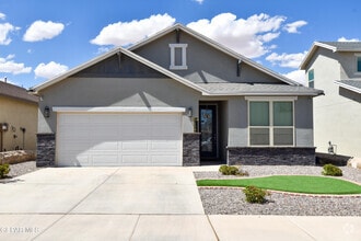 Building Photo - 51117 Desert Sunflower Ave