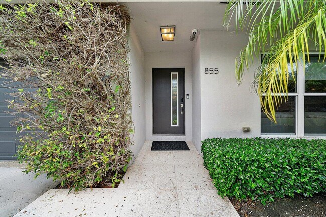 Foto del edificio - 855 Berkley St
