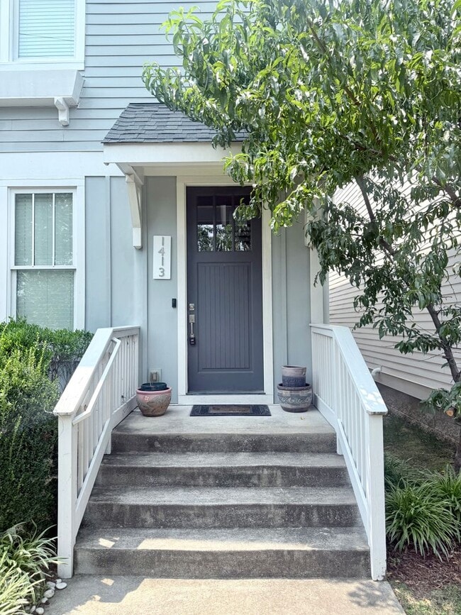 Photo - 3 bedroom/2.5 baths House