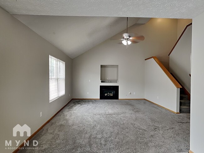 Building Photo - 362 Ashford Ave