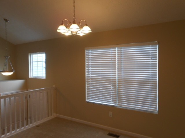 Foto del edificio - 719 Cedar Run Drive