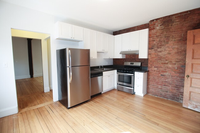 Building Photo - 41 Harvard St