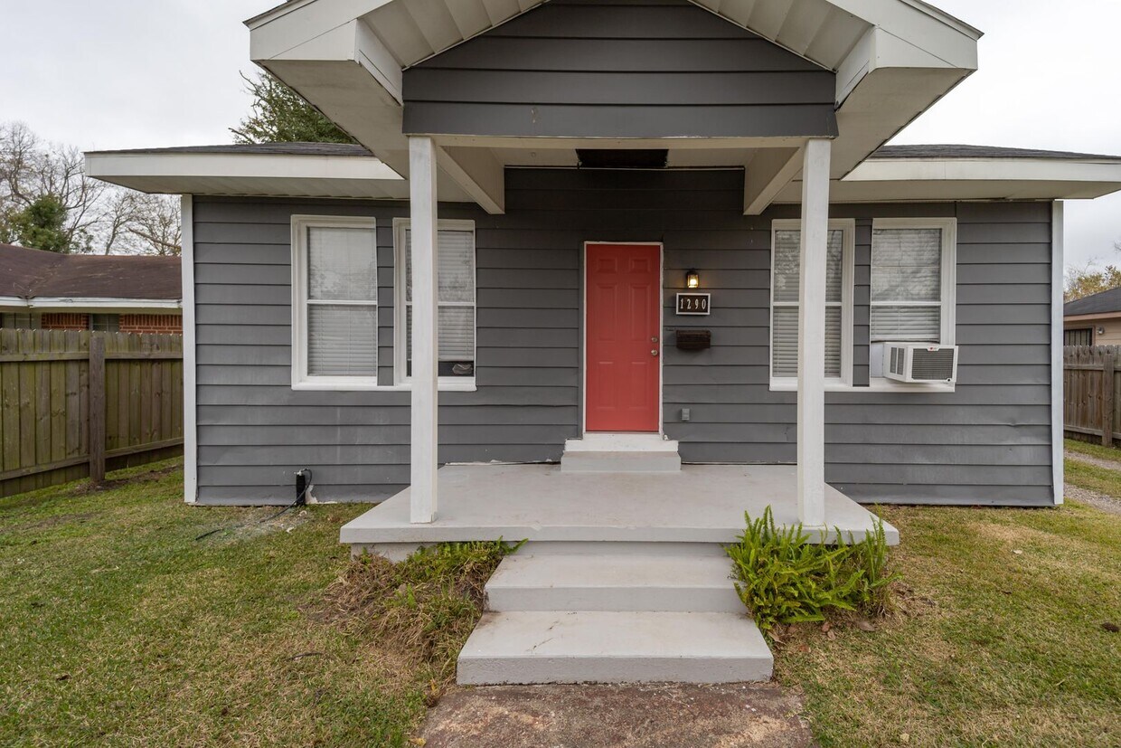 Foto principal - Little gem in 77005! Move in ready!